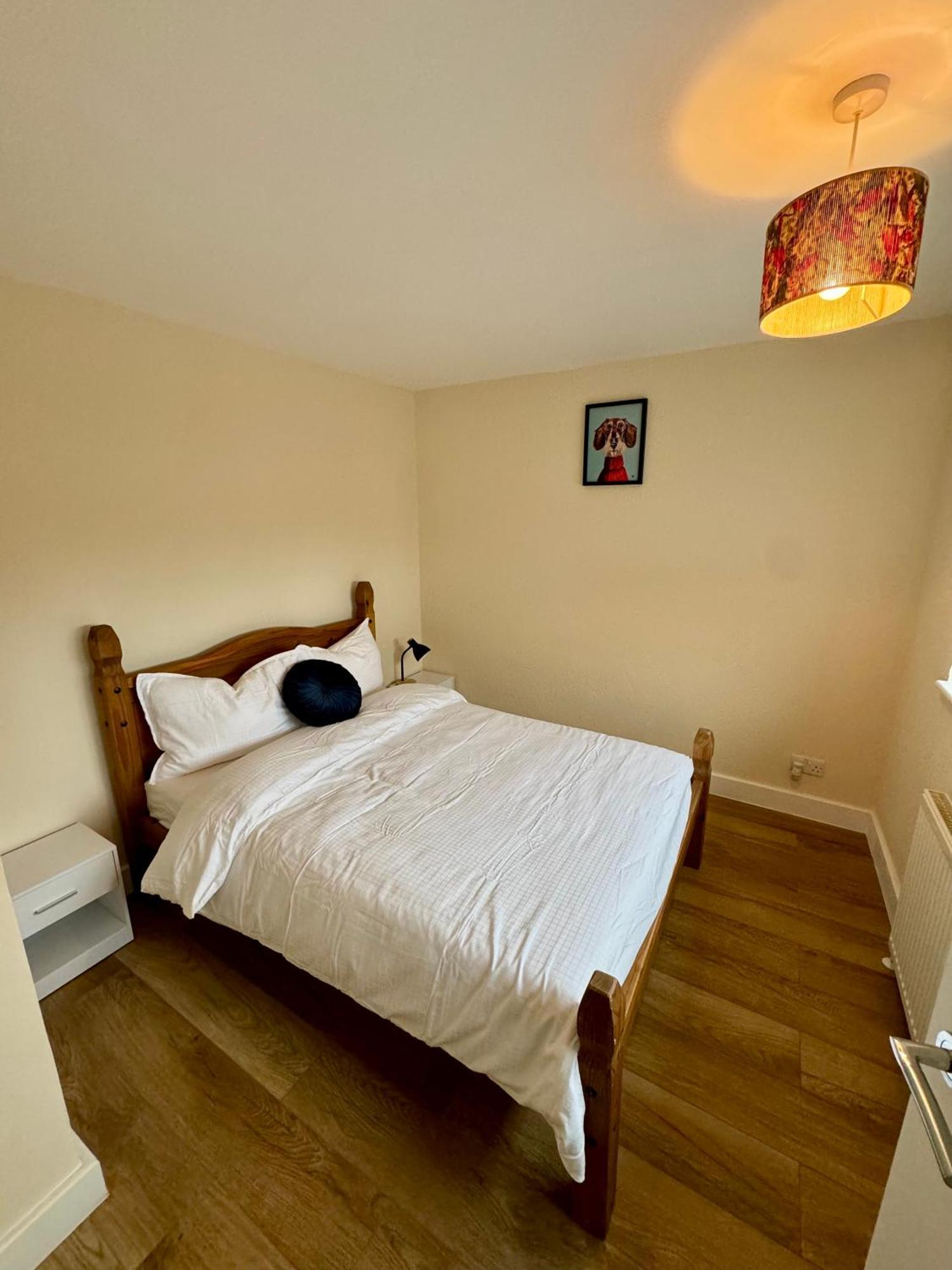 Florina S House 4 Bedrooms Villa Rugeley Exterior foto